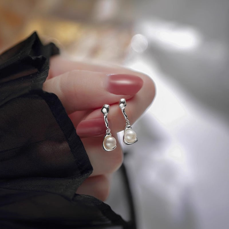 Stunning Pearl Earring for Daily Wear