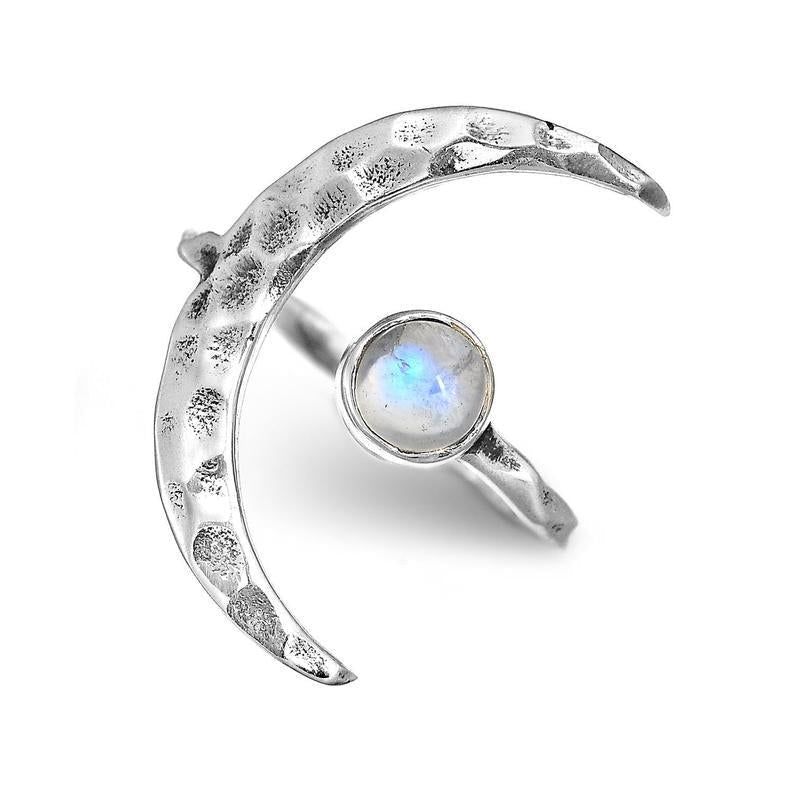 Beautiful Silver Bracelet with Unique Style