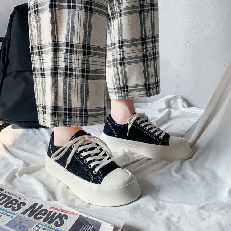 Chic Orthopedic Shoes with Unique Design