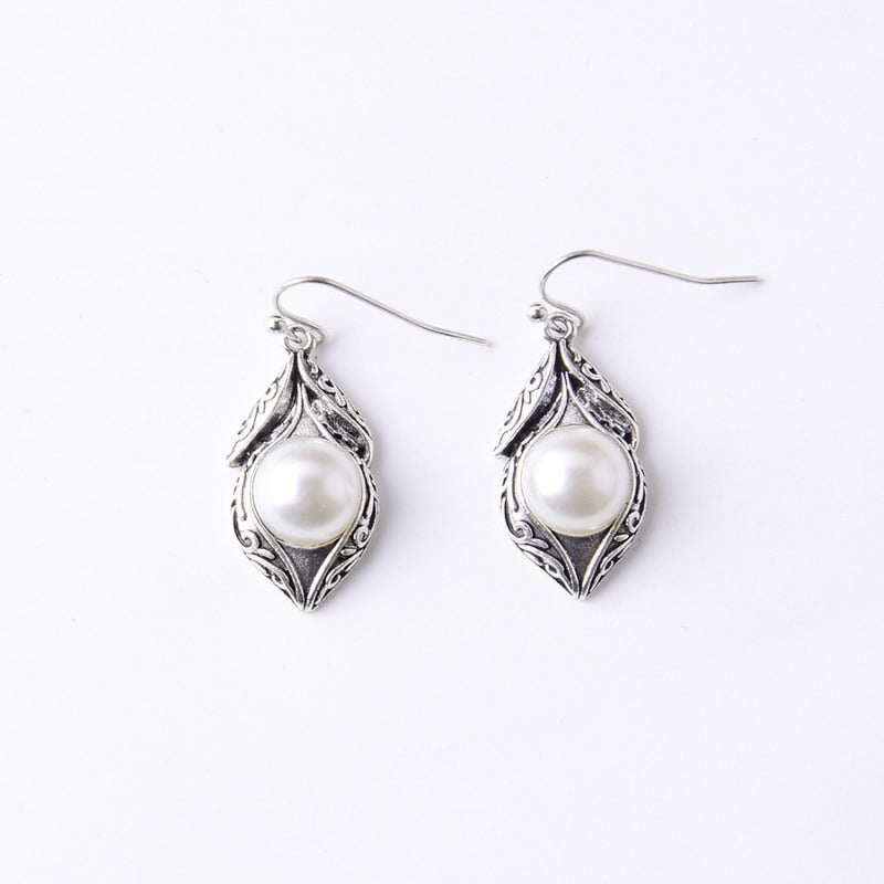 Stunning Pearl Earring for Daily Wear