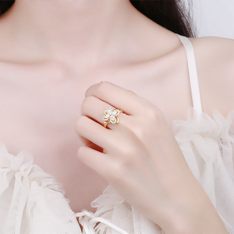 Stunning Necklace for Daily Wear