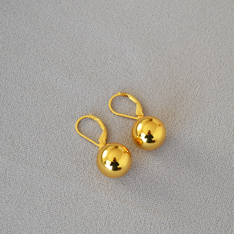 Delicate Artisan Gold Earring