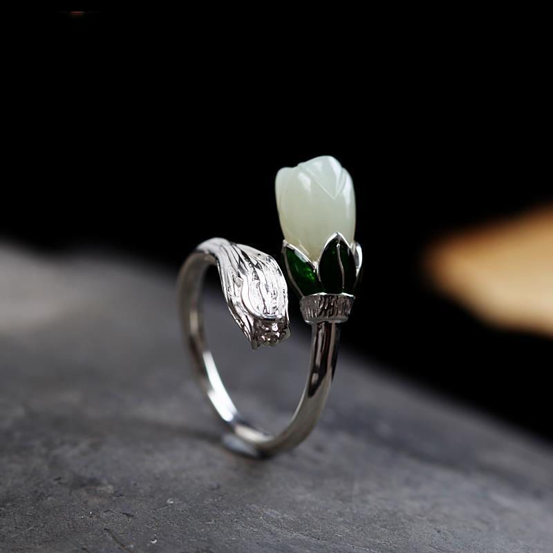 Stunning Silver Ring for Daily Wear