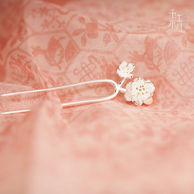 Elegant Silver Piece for Every Occasion