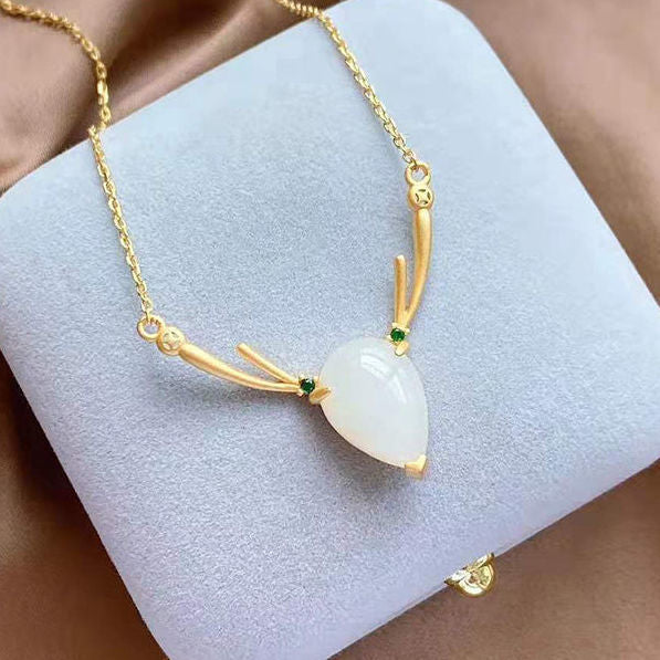 Elegant Silver Necklace for Every Occasion