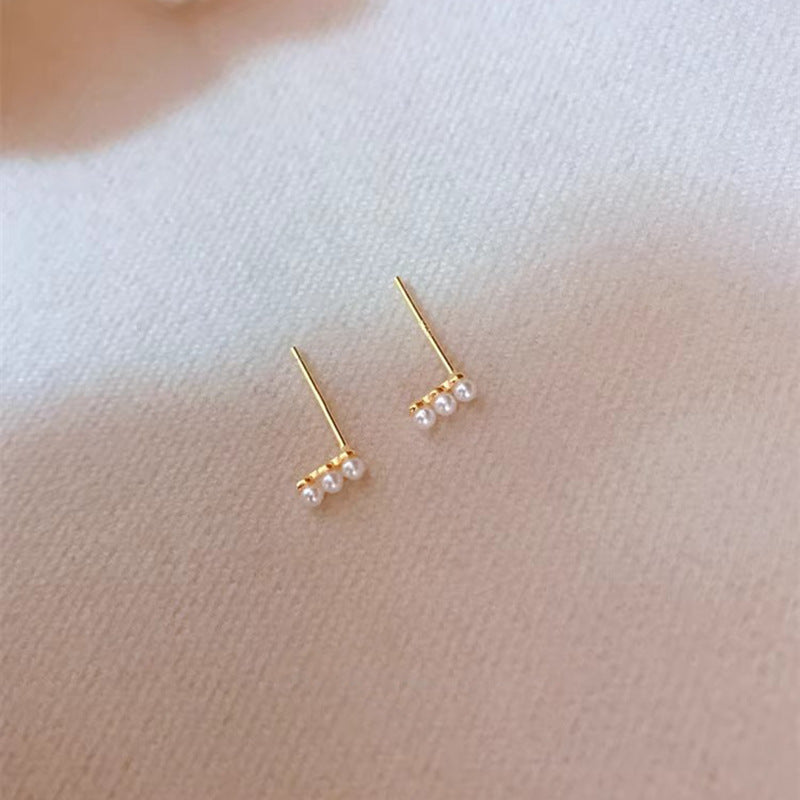 Romantic Pearl Earring for Special Moments