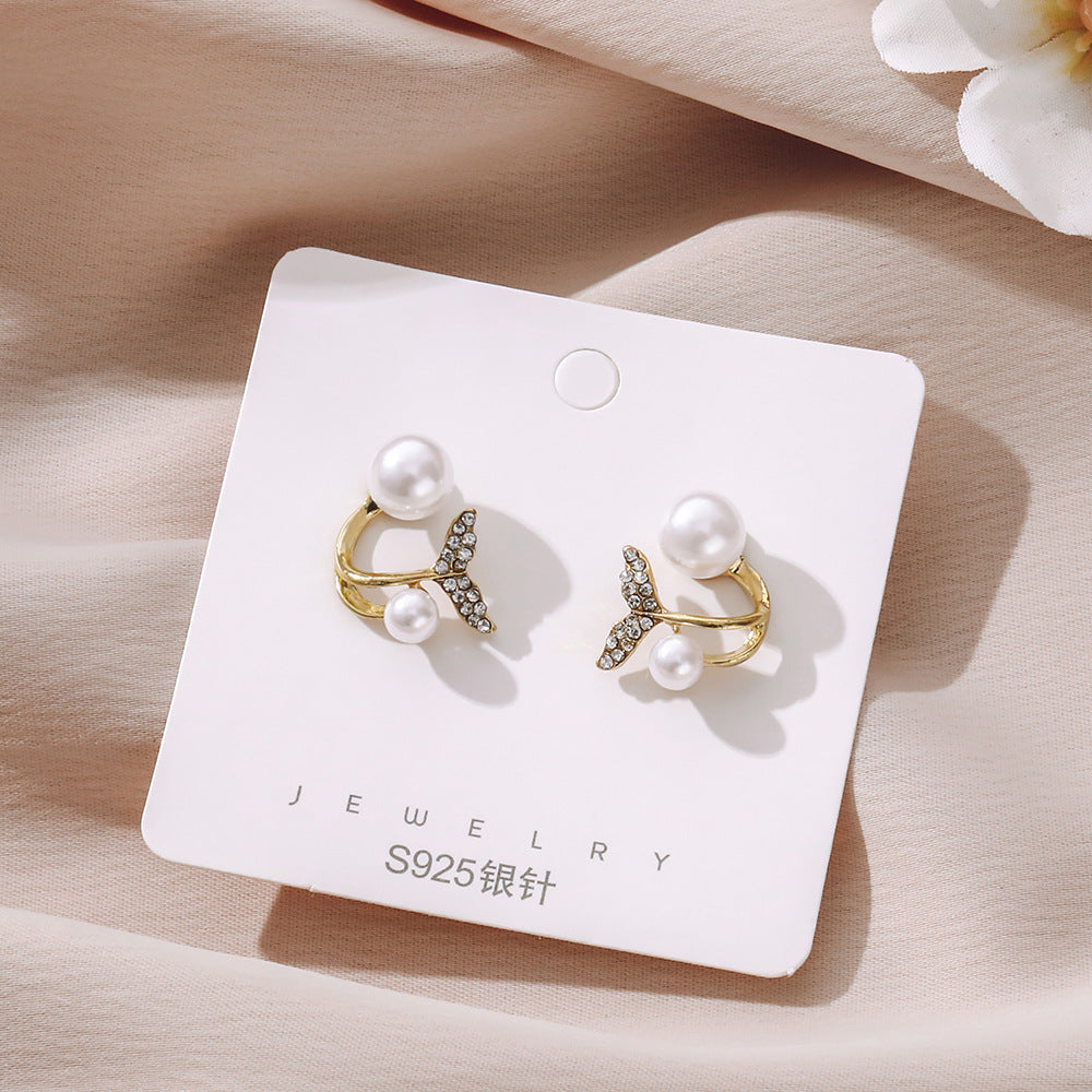 Elegant Gold Earring for Every Occasion