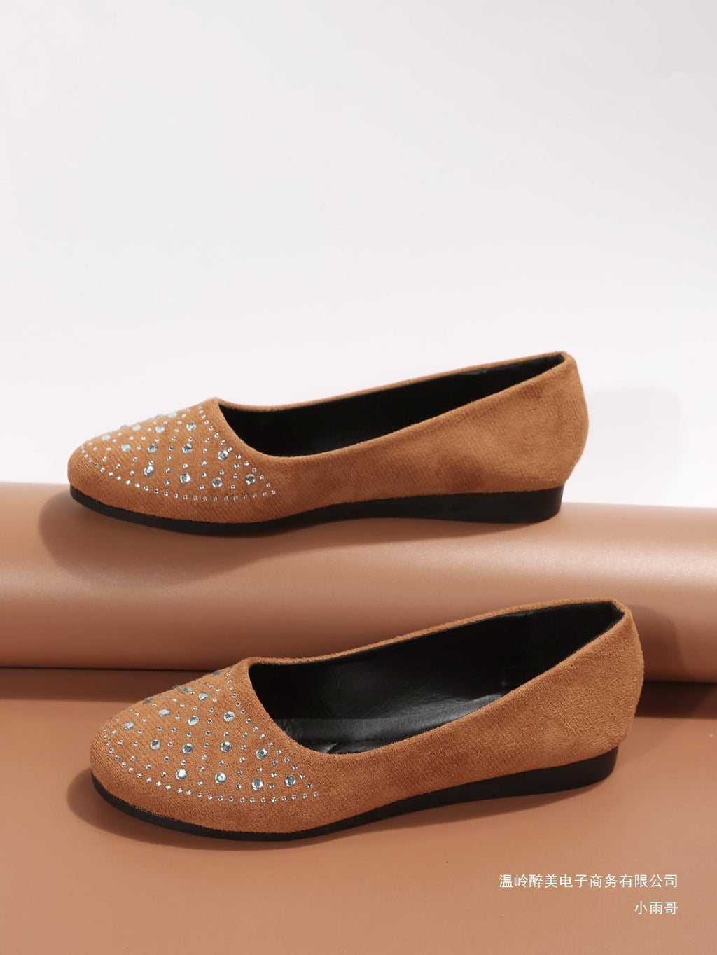 Graceful Orthopedic Shoes for Modern Look