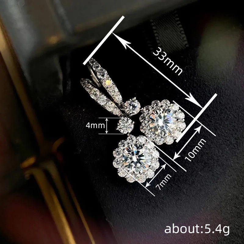 Charming Earring for Any Occasion