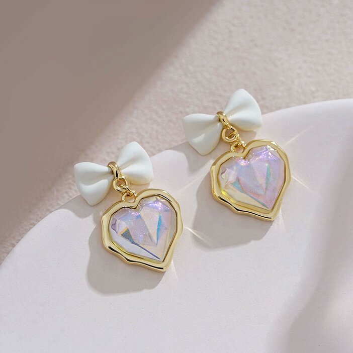 Delicate Artisan Pearl Earring