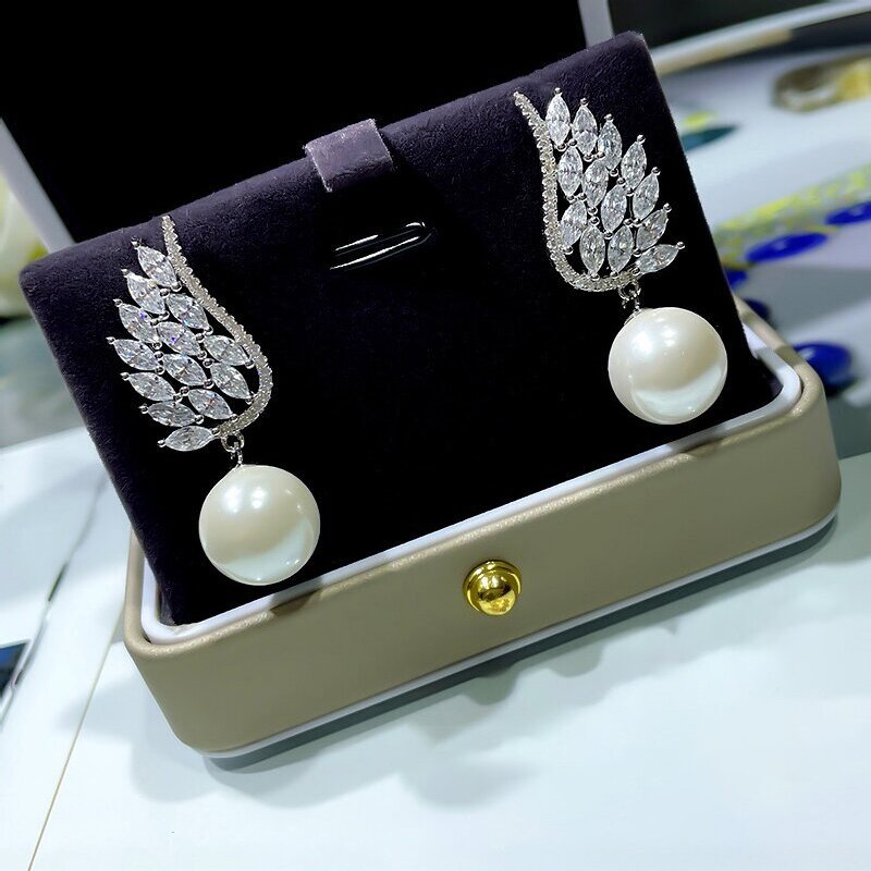 Delicate Artisan Pearl Earring