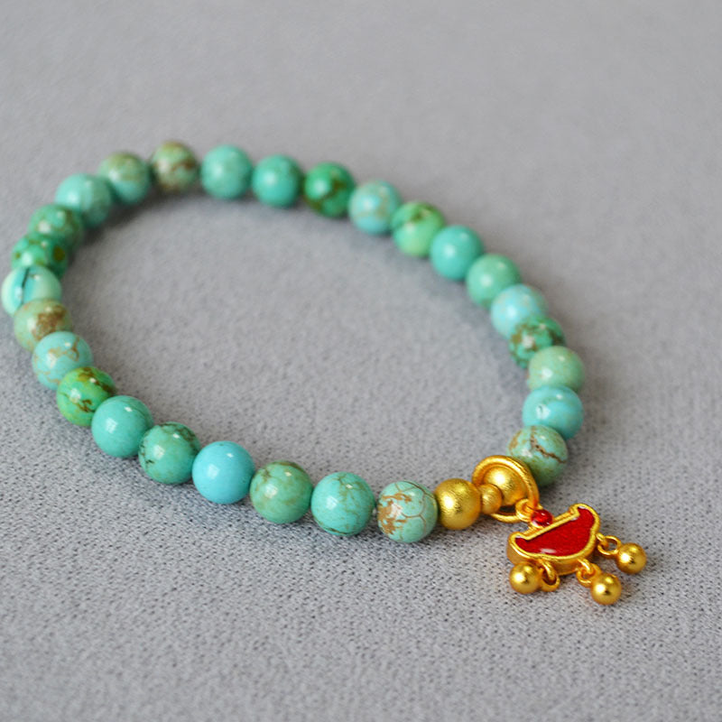 Charming Gold Bracelet for Any Occasion