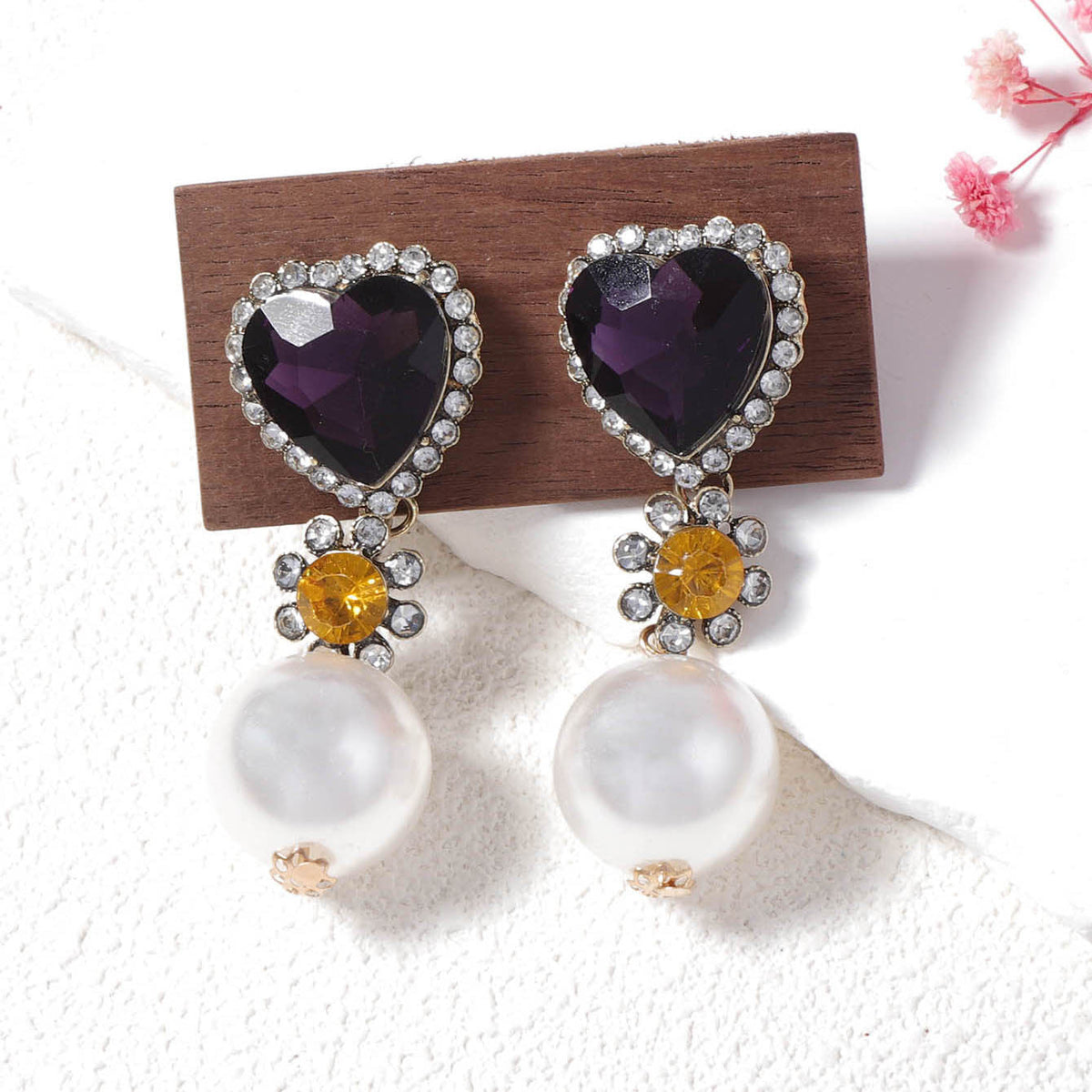 Stunning Pearl Earring for Daily Wear