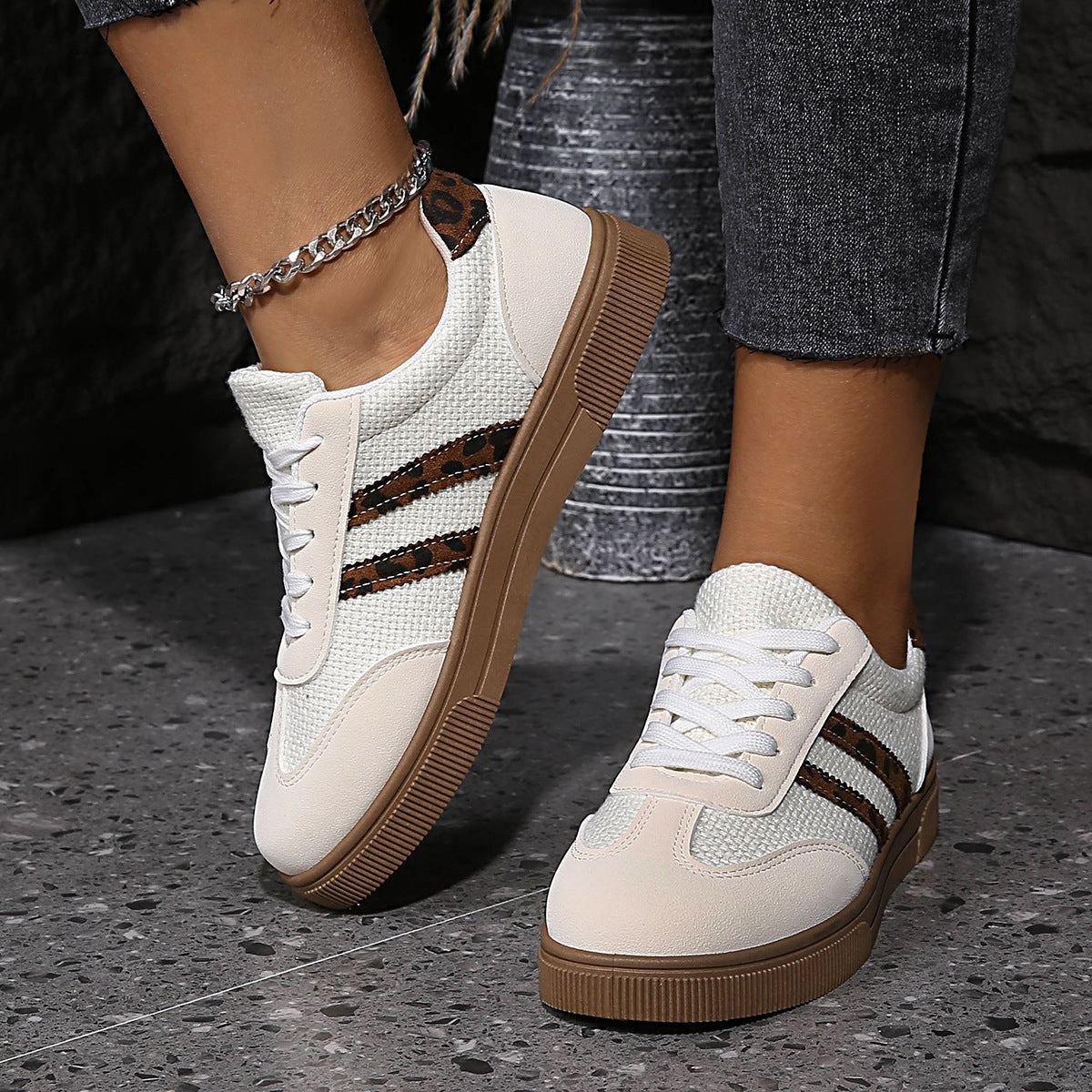 Chic Orthopedic Shoes with Unique Design