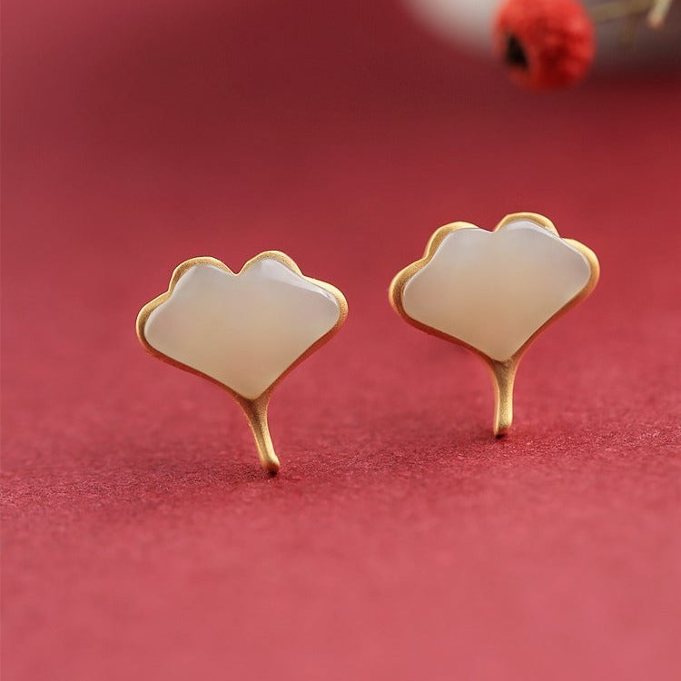Elegant Gold Earring for Every Occasion