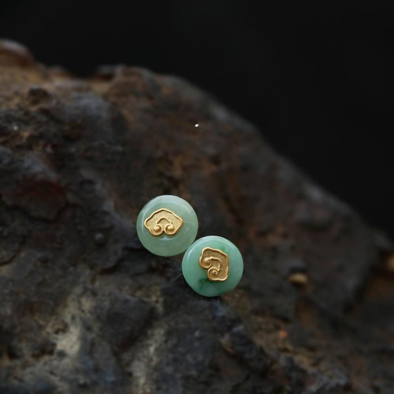 Classic Silver Earring with Timeless Appeal