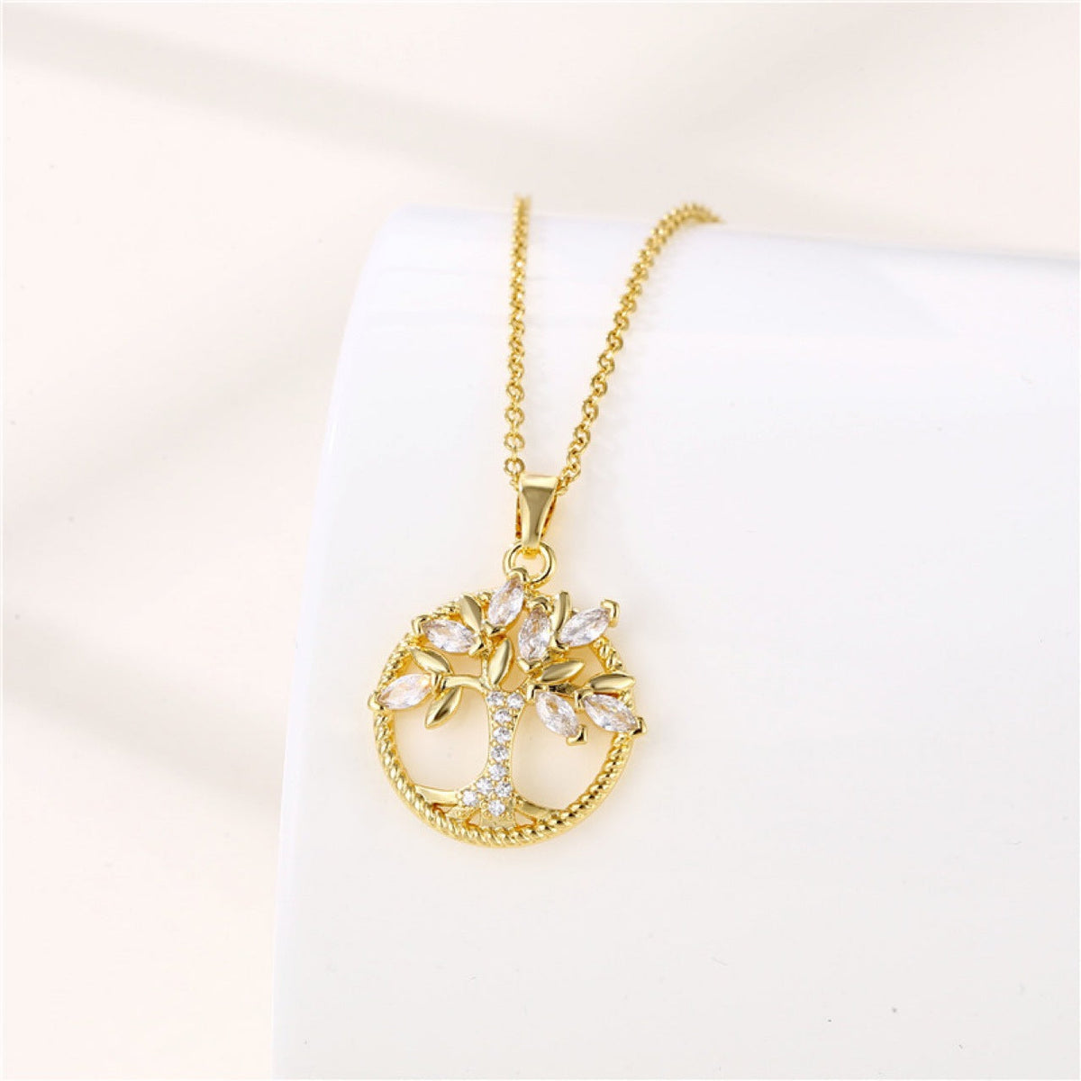 Romantic Necklace for Special Moments