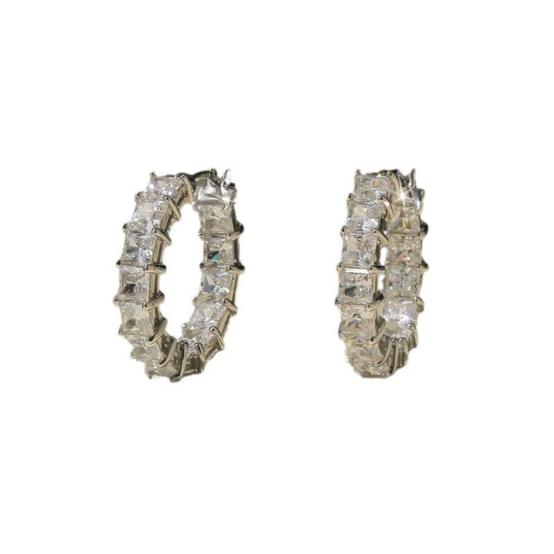 Elegant Earring for Every Occasion