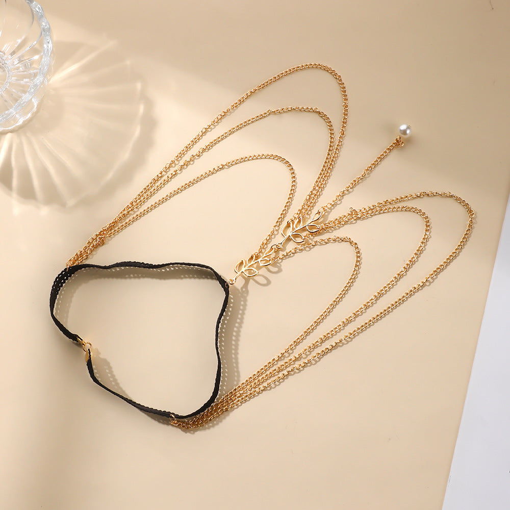 Classic Gold Chain with Timeless Appeal