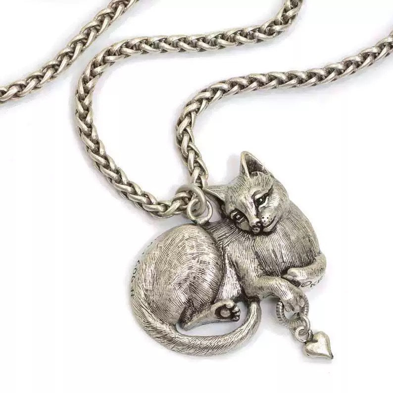 Romantic Necklace for Special Moments
