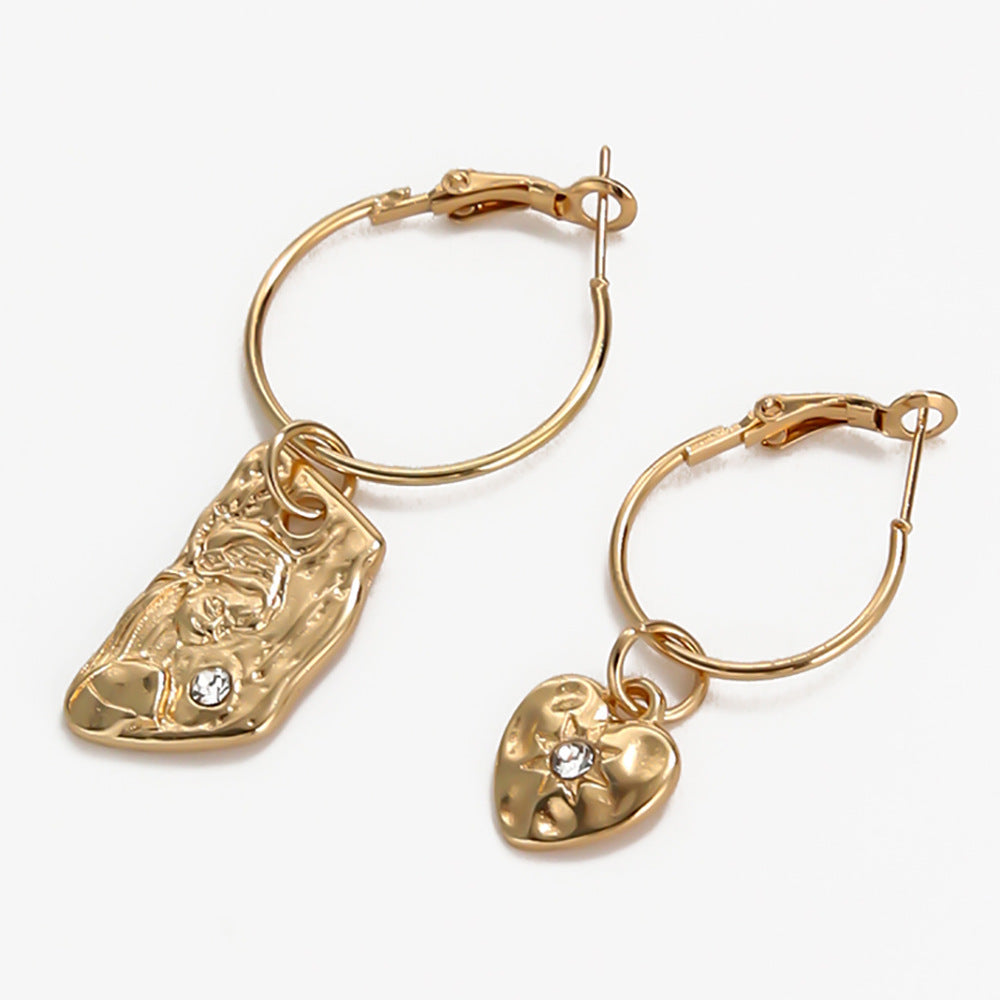 Charming Gold Earring for Any Occasion