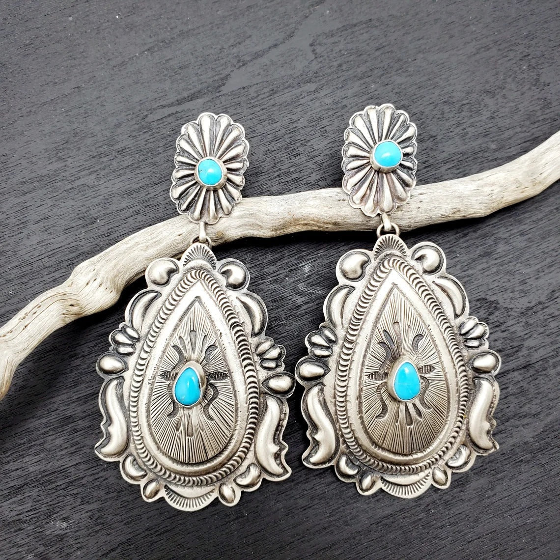 Elegant Earring for Every Occasion