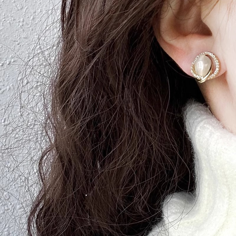 Beautiful Earring with Unique Style