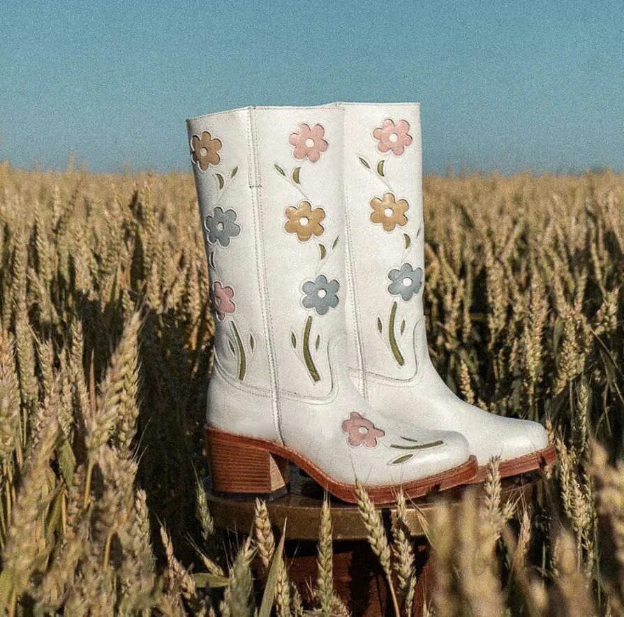 Chic Orthopedic Boots with Unique Design