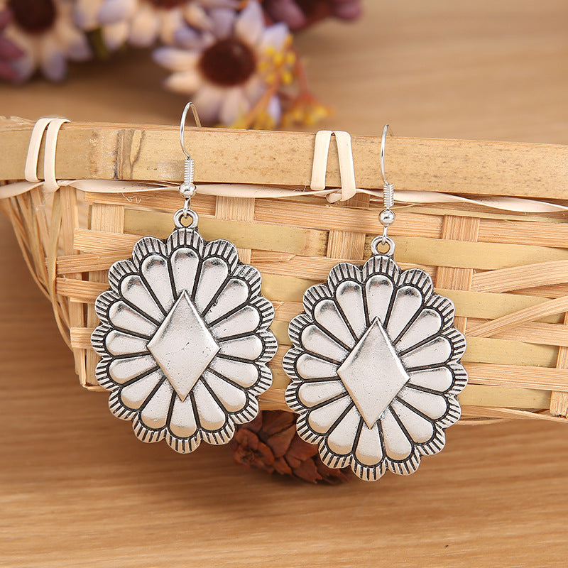 Elegant Earring for Every Occasion