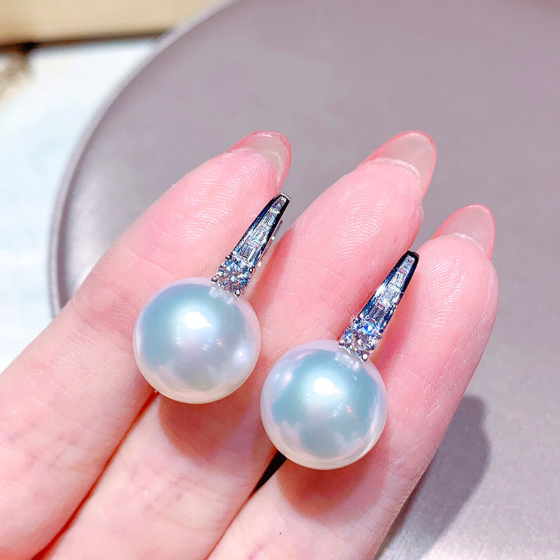 Delicate Artisan Pearl Earring
