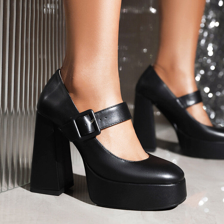 Chic Orthopedic Shoes with Unique Design