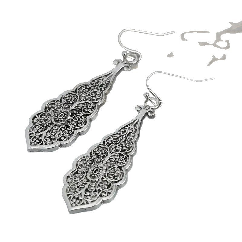 Beautiful Necklace with Unique Style