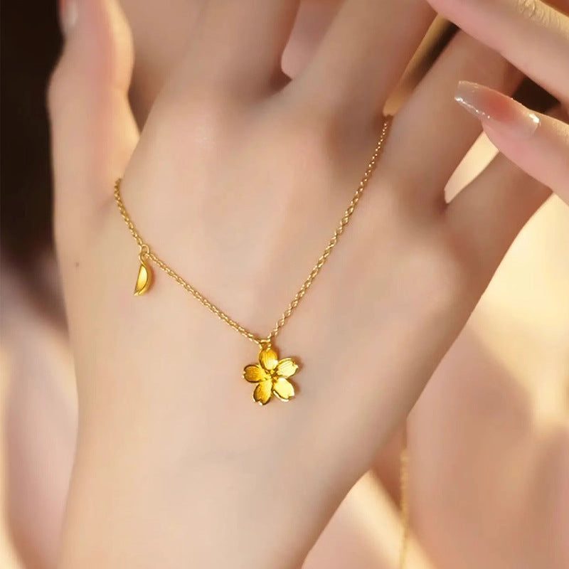 Charming Gold Necklace for Any Occasion