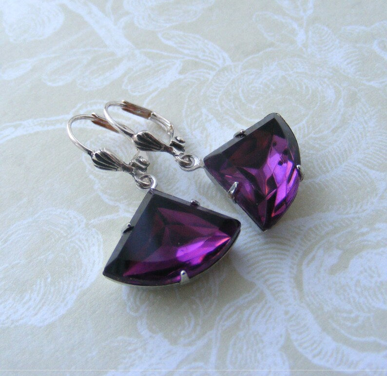 Charming Earring for Any Occasion