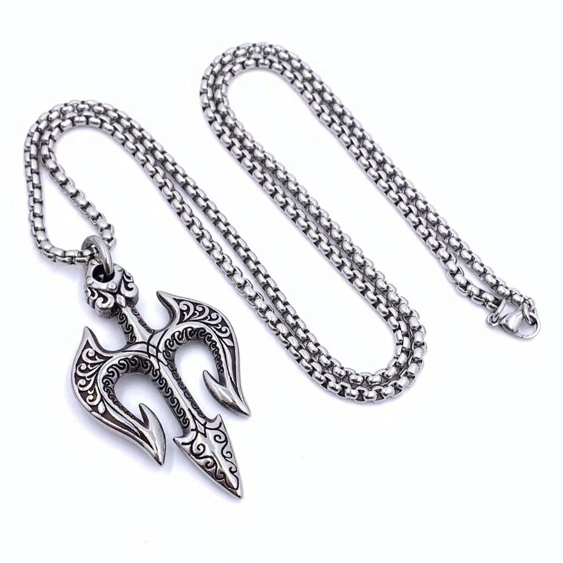Classic Pendant with Timeless Appeal