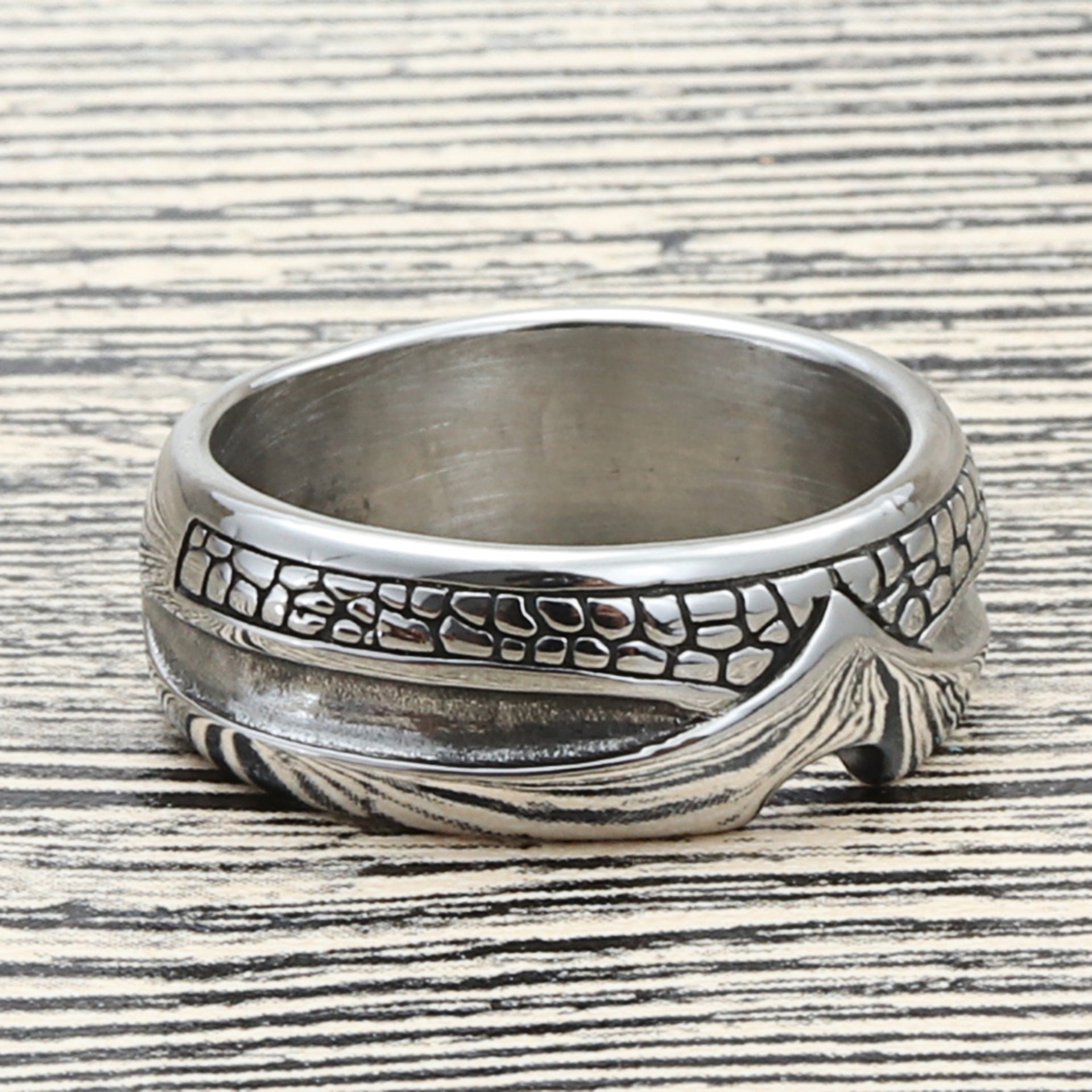 Beautiful Ring with Unique Style