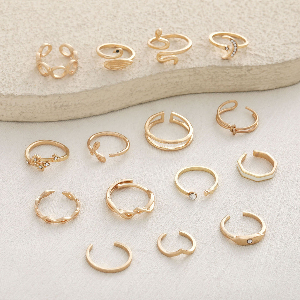 Romantic Gold Ring for Special Moments