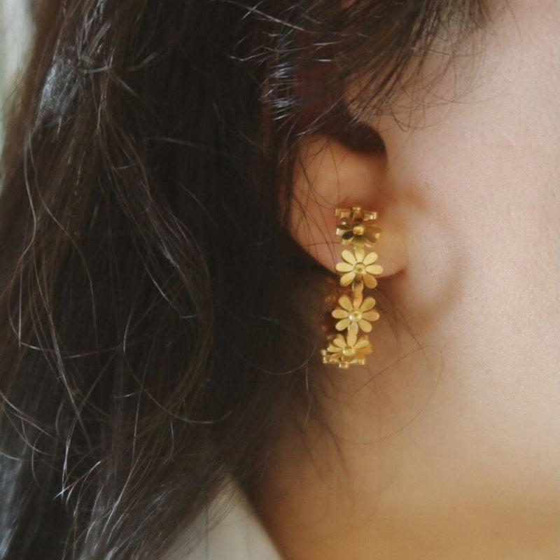 Stunning Earring for Daily Wear