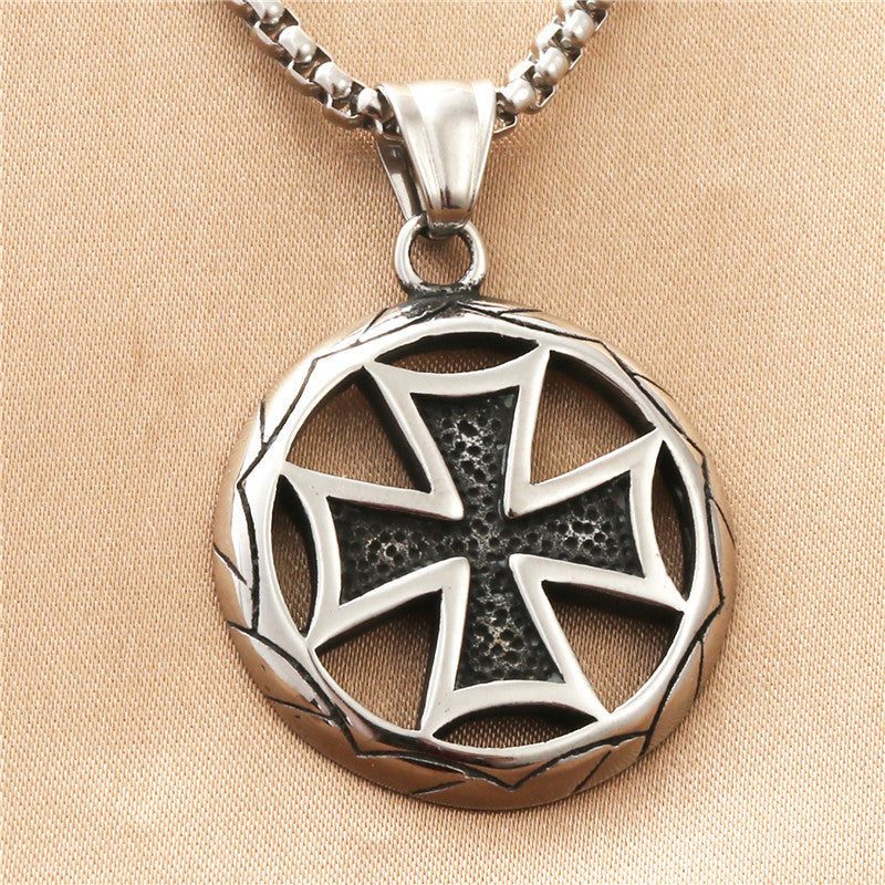 Elegant Pendant for Every Occasion