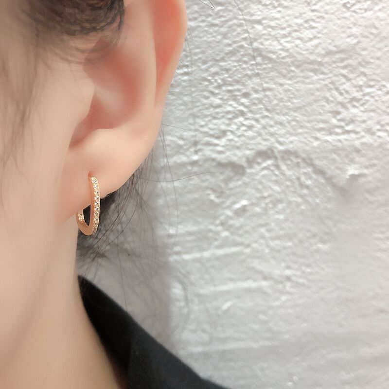 Classic Earring with Timeless Appeal