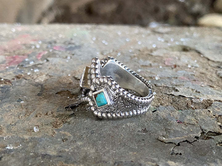 Stunning Silver Ring for Daily Wear