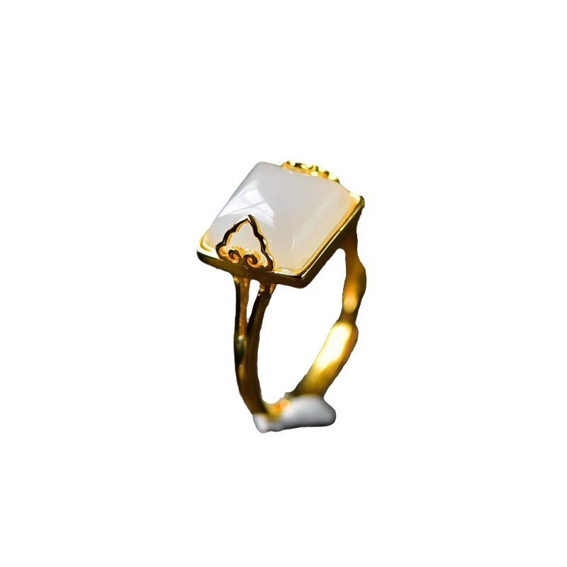 Charming Silver Ring for Any Occasion
