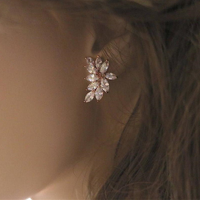 Romantic Earring for Special Moments