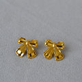 Romantic Gold Earring for Special Moments