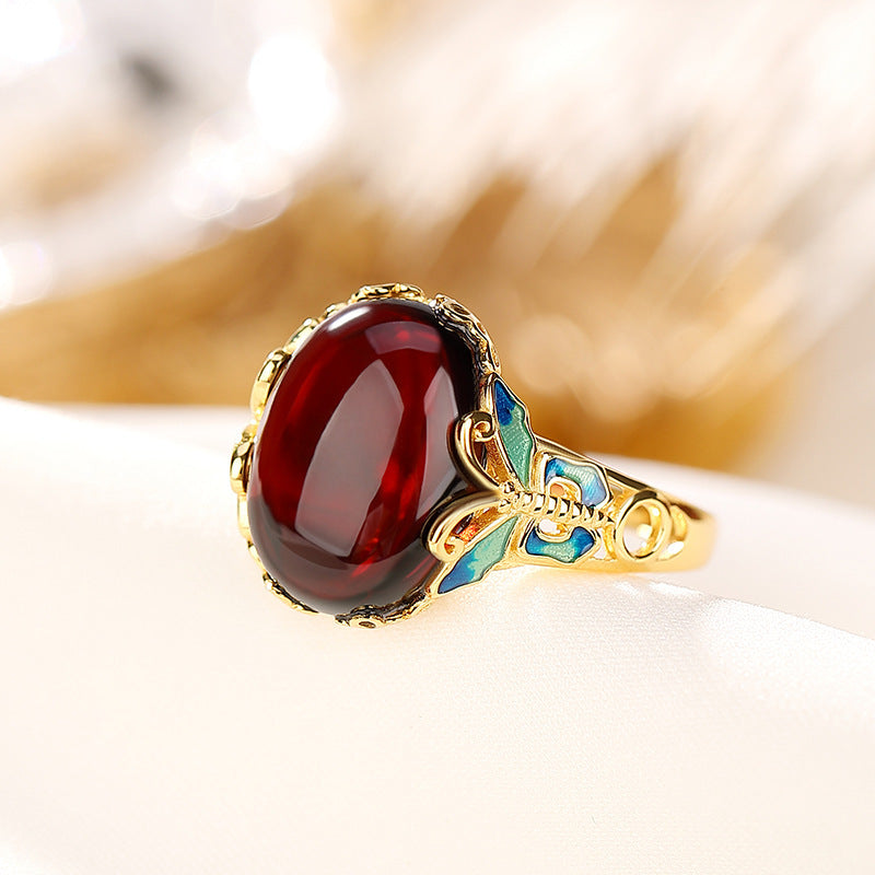 Romantic Gold Ring for Special Moments