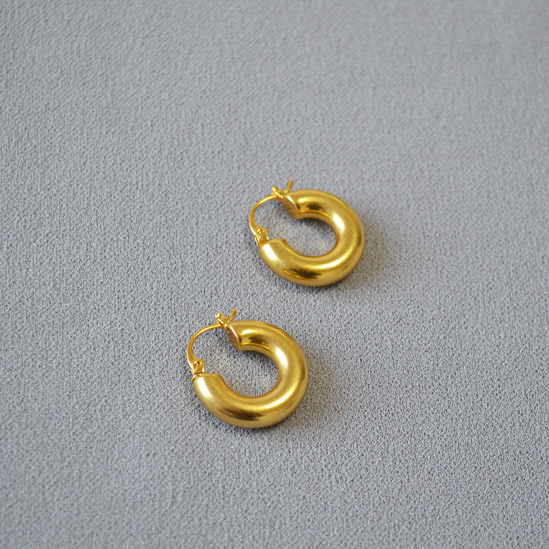 Stunning Gold Earring for Daily Wear