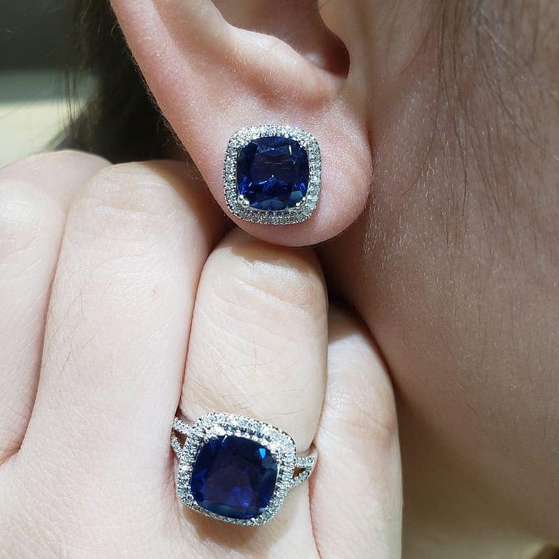 Charming Set for Any Occasion