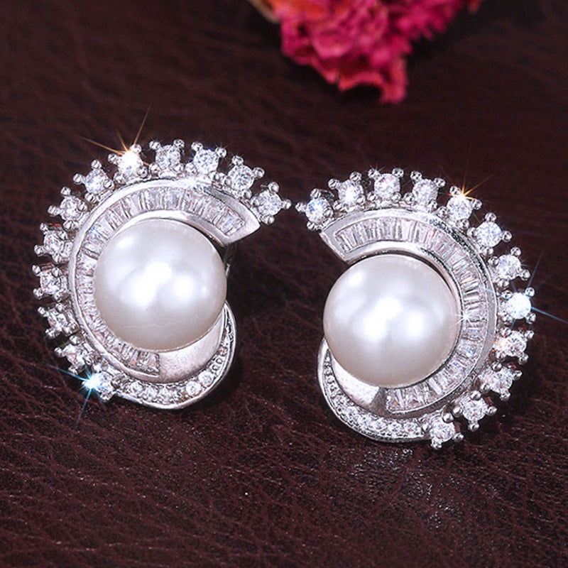 Stunning Pearl Earring for Daily Wear