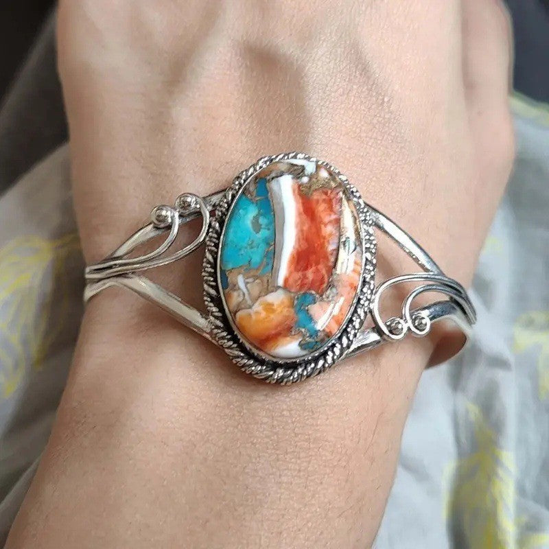 Charming Bracelet for Any Occasion