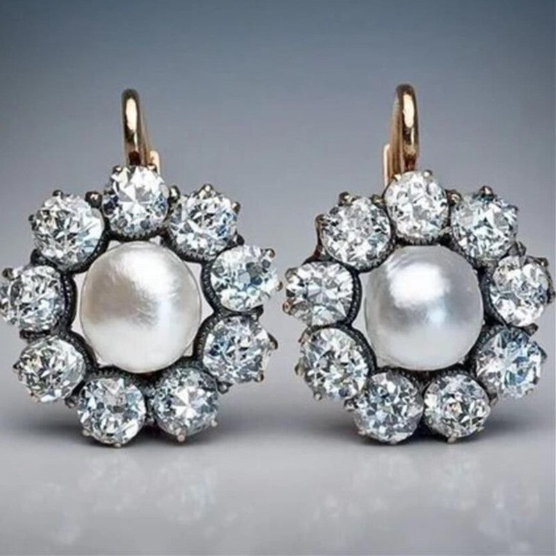 Stunning Pearl Earring for Daily Wear